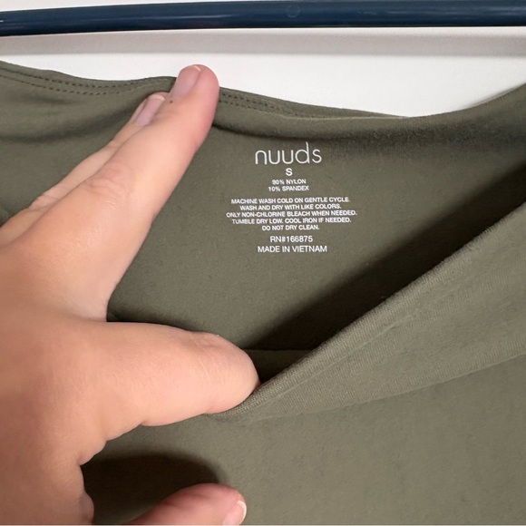 Nuuds Women’s Off The Shoulder Olive Green Long Sleeve Bodysuit- Size S - Picture 4 of 6